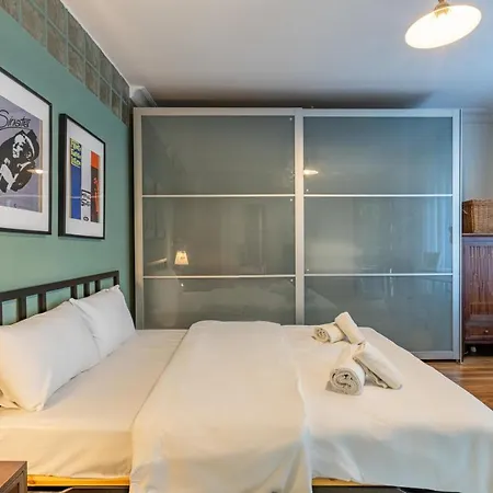 Sleek And Flat With Backyard In Sisli