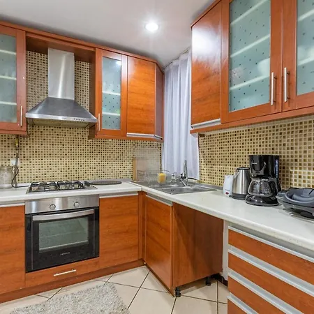 アパート Sleek And Flat With Backyard In Sisli *